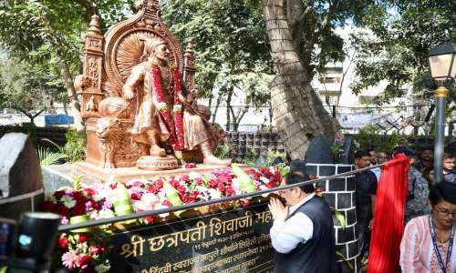 भाजपा के राष्ट्रीय अध्यक्ष जे.पी. नड्डा ने मुंबई के गिरगांव में छत्रपति शिवाजी महाराज की प्रतिमा का उद्घाटन किया।